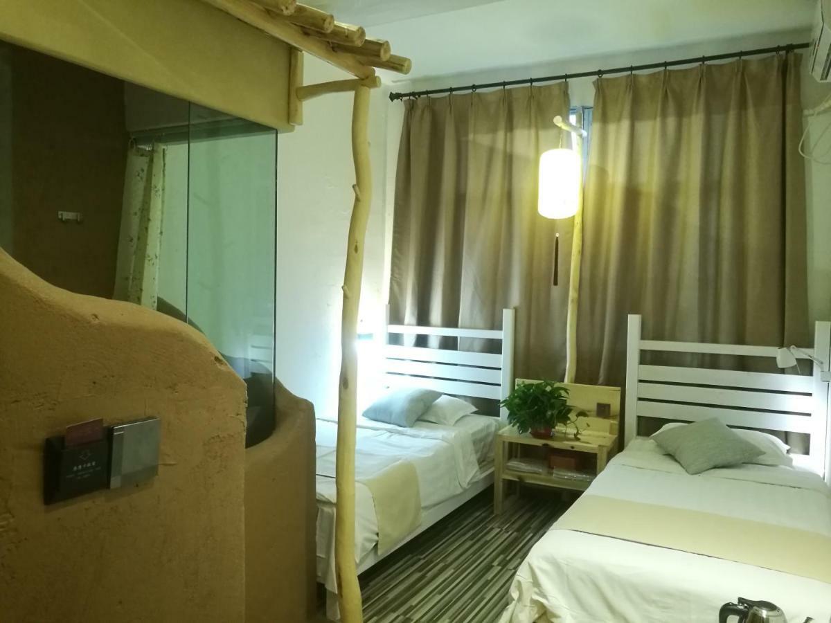 Right Here Hotel Dunhuang Extérieur photo